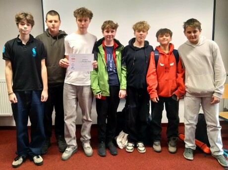 Mezinárodní týmová soutěž "Náboj Junior"